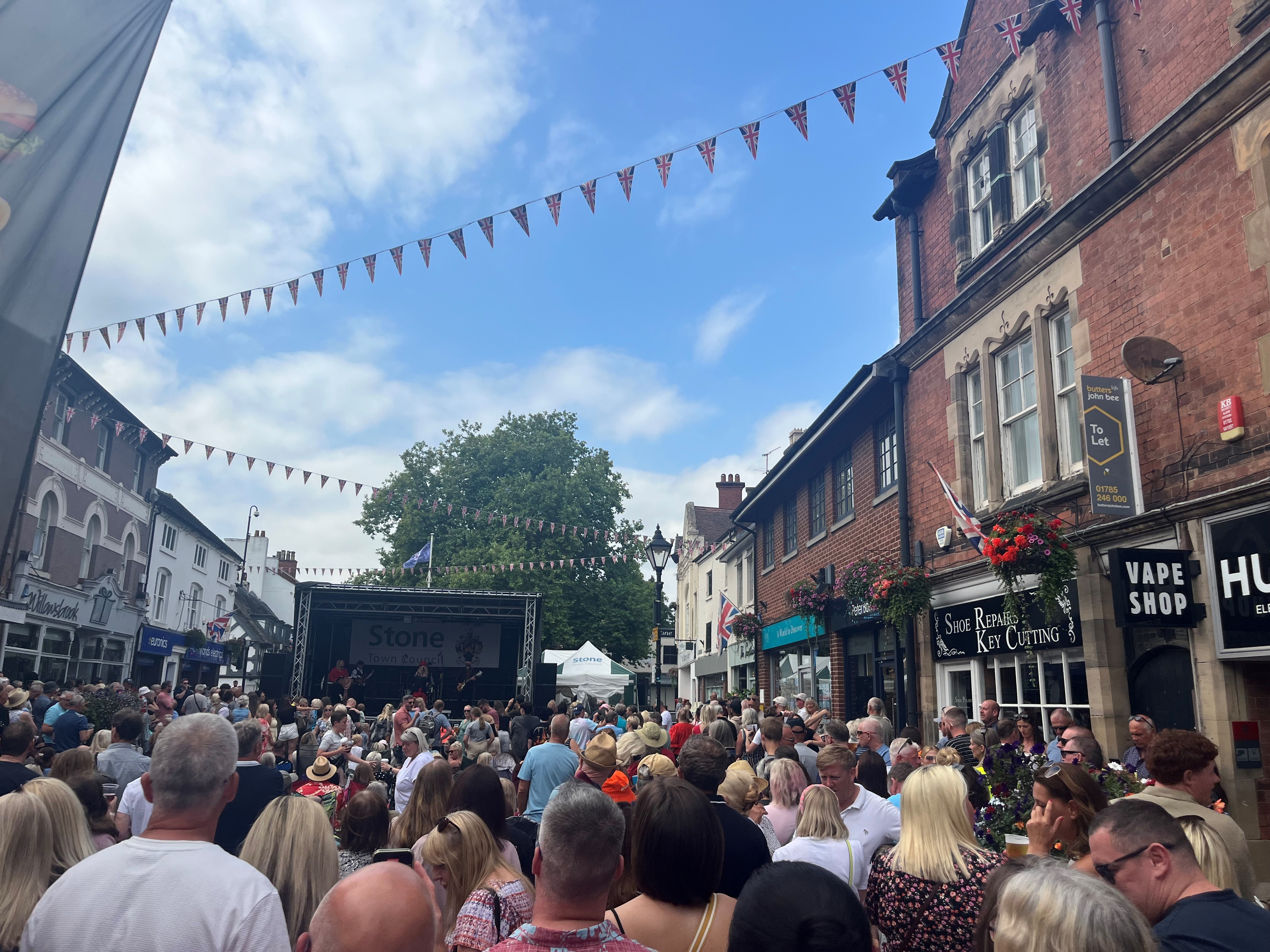 Stone's Summer Weekend of Music - Sat 15th - Sun 16th August Stone's Summer Weekend of Music - Sat 15th - Sun 16th August